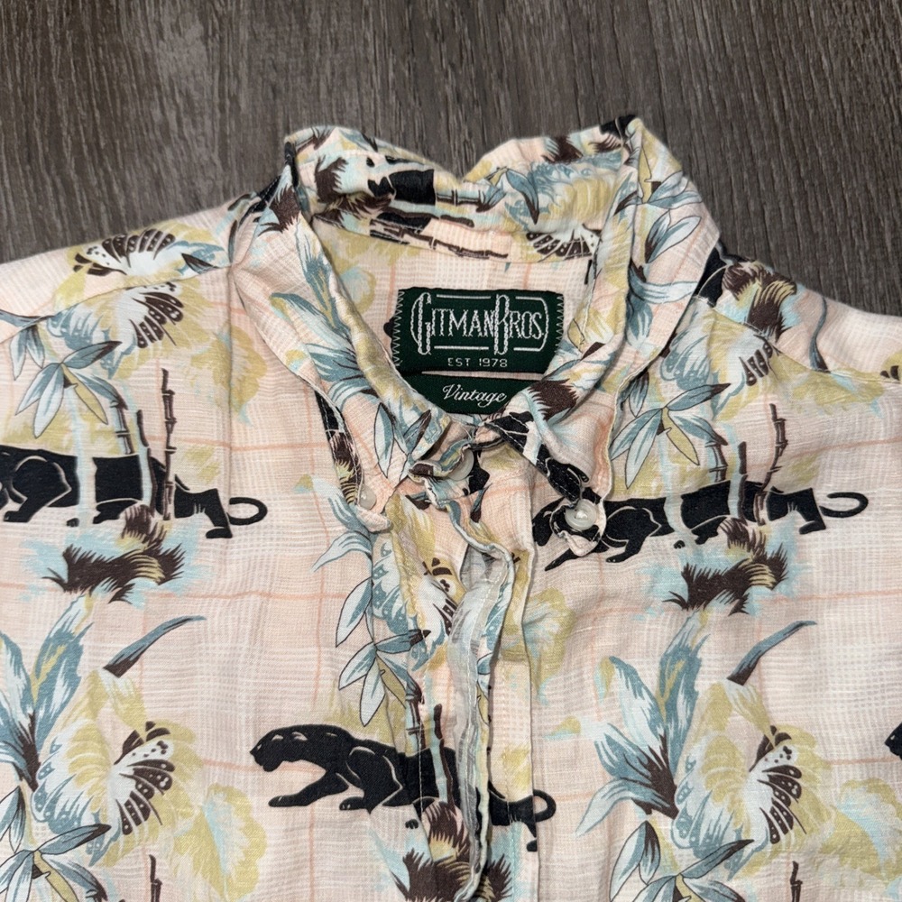 Gitman Bros. VTG Peach Hawaiian shirt M Panther Floral Linen Short Sleeve Button